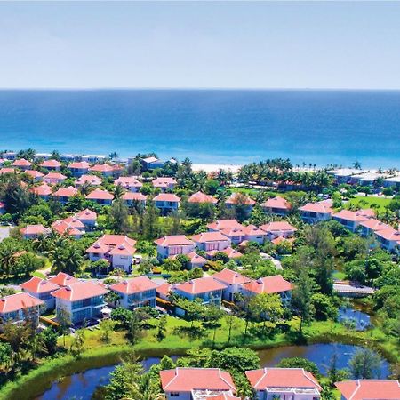Memories Holiday Beach Villa Da Nang Buitenkant foto