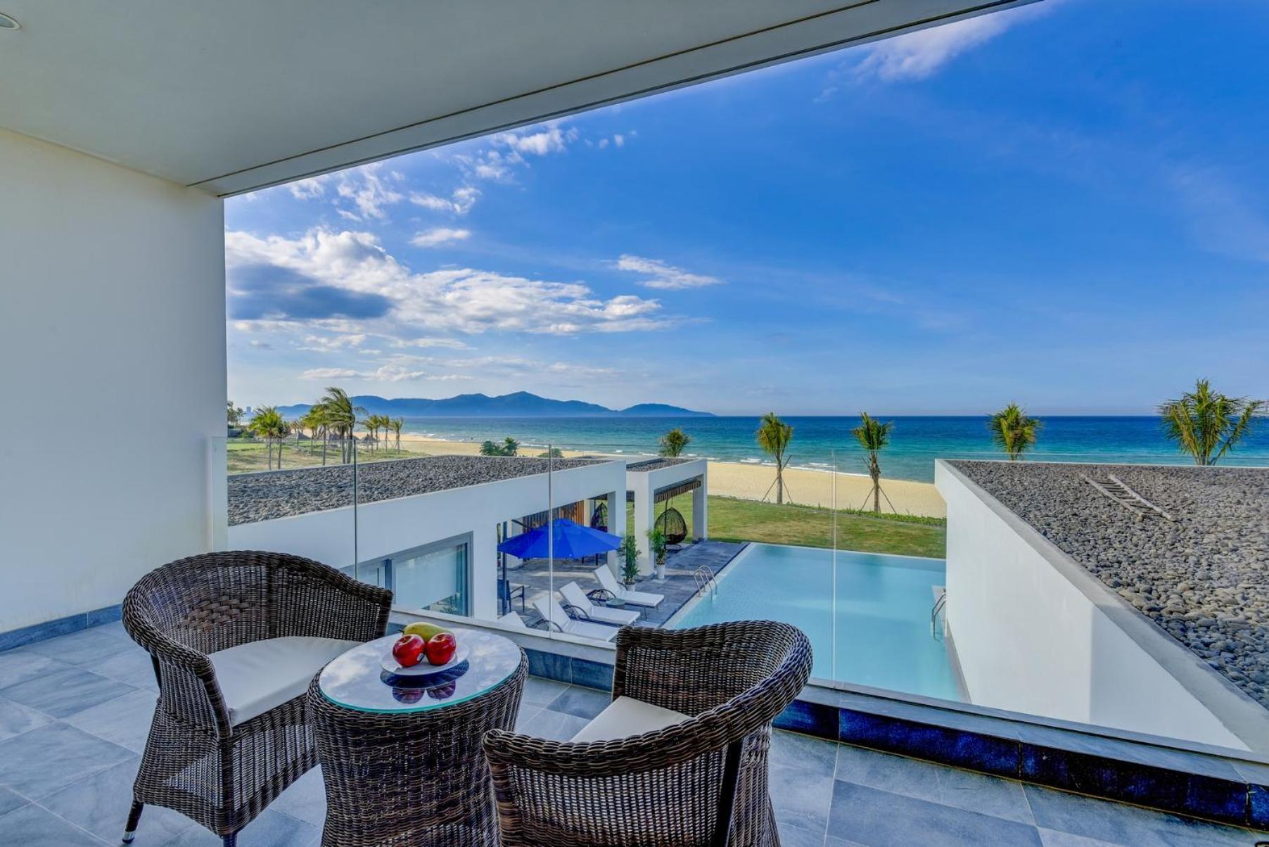 Memories Holiday Beach Villa Da Nang Buitenkant foto